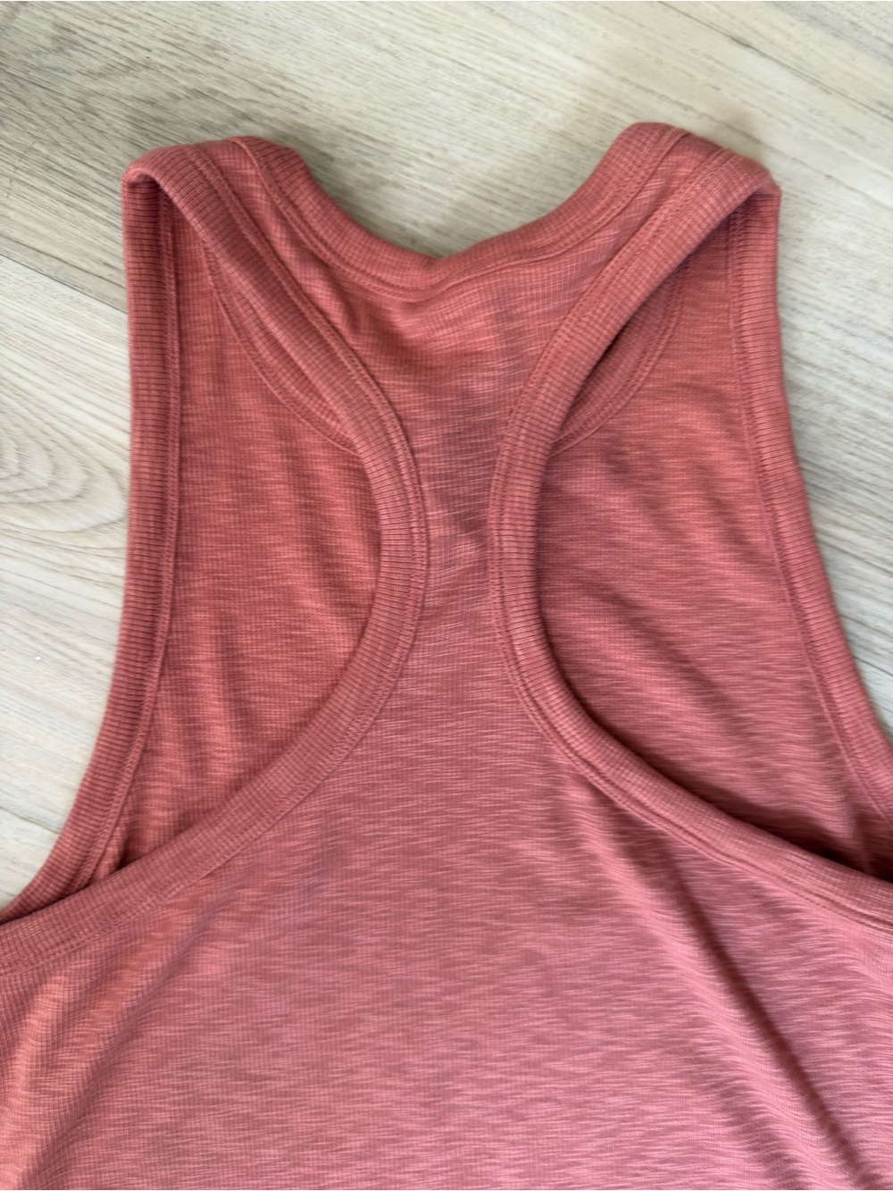 Vuori 
Women’s Rust Ribbed Racerback Tank Top
Size: Medium - Picture 4 of 9